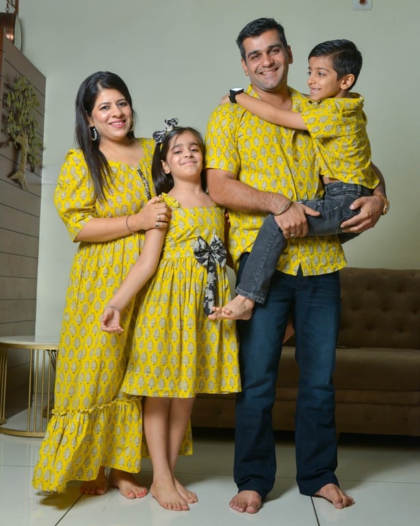 Leafing Yellow Family Set