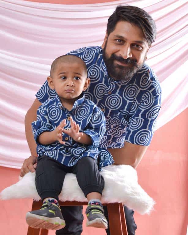 Lollipop Upbeat Blue Father Son Twinning