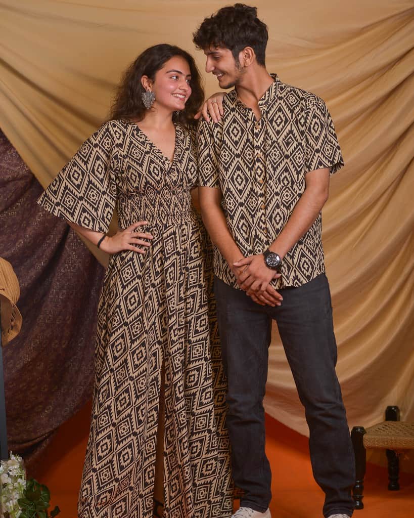 Cinnamon Black Slit Kirtle Couple Set