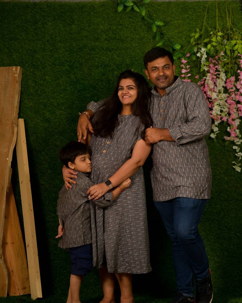 Grey Glorious Family Main image