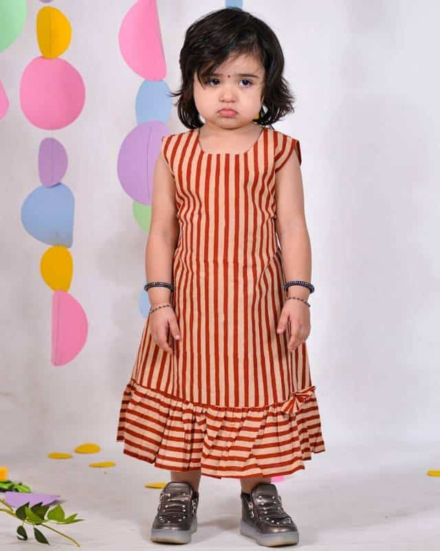 Brick Red Striped Family