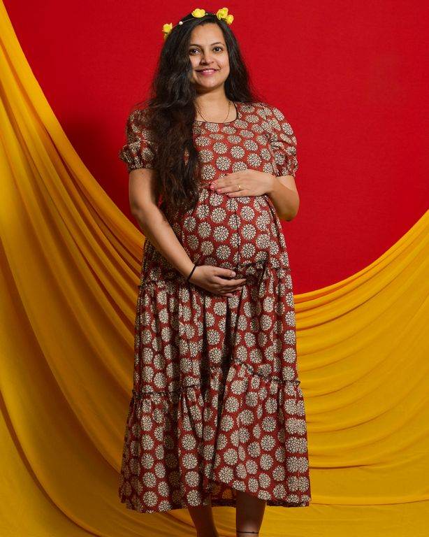 Rosy Vine Tiered Maternity Dress