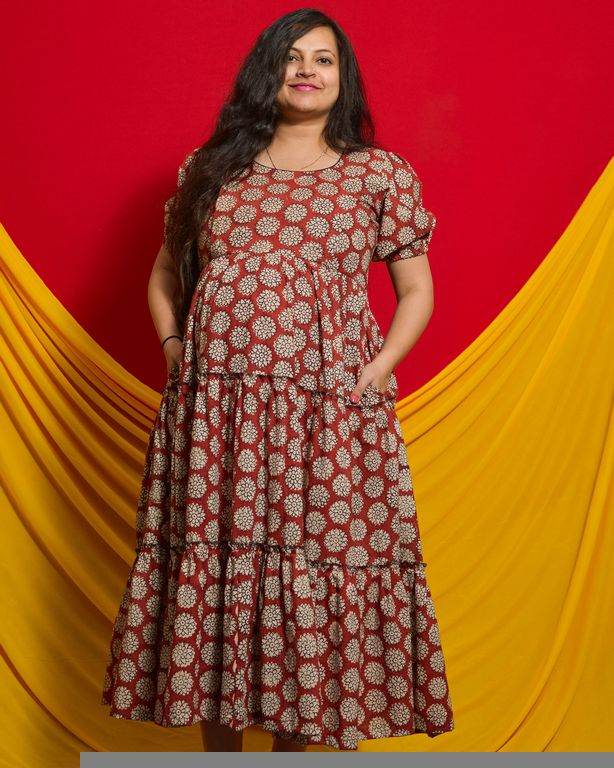 Rosy Vine Tiered Maternity Dress