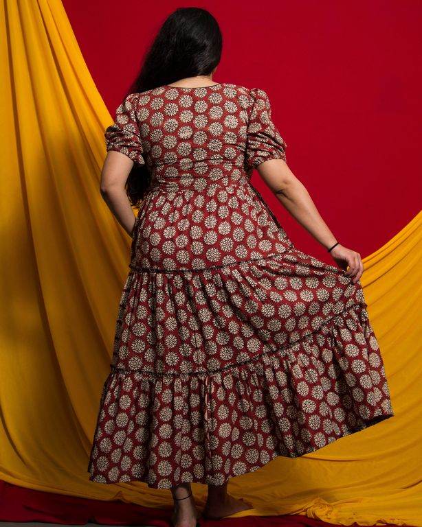 Rosy Vine Tiered Maternity Dress