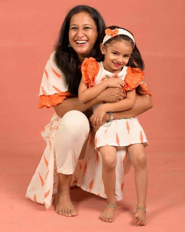 Willow White Mother Daughter Twinning Main image