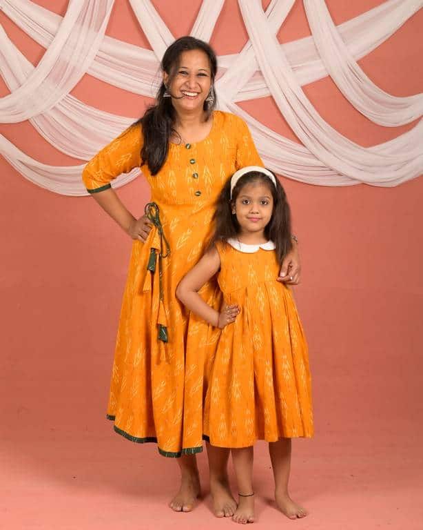 Canary Yellow Family