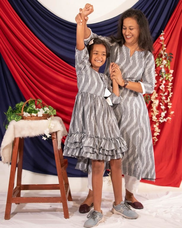 Grey Blast Kali Kurta Mother Daughters Twining