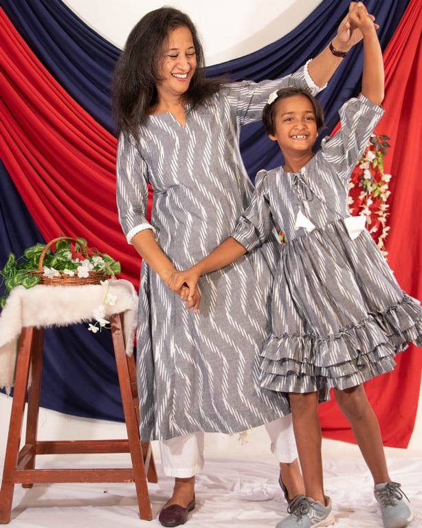 Grey Blast Kali Kurta Mother Daughters Twining