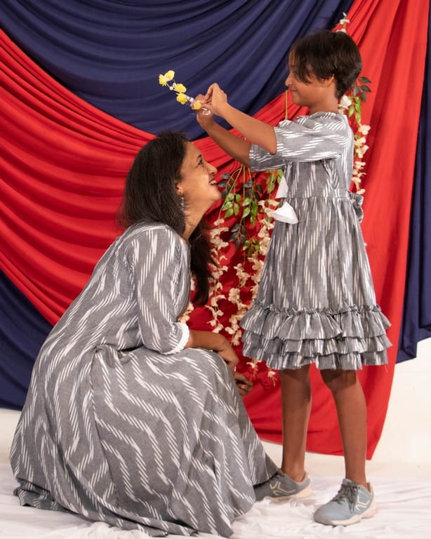 Grey Blast Kali Kurta Mother Daughters Twining
