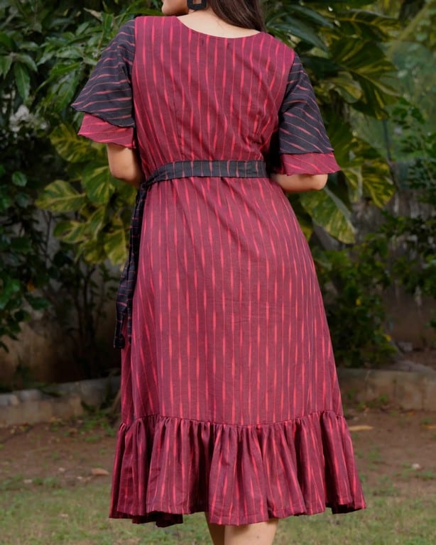 Beetroot Diverting Threads Maternity Dress
