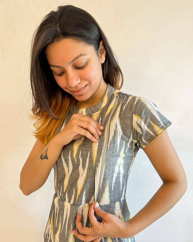 Grey Ikat Long Nursing Dress Secondary image