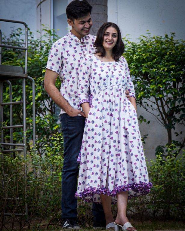 MoonStone White Couple Set Secondary image