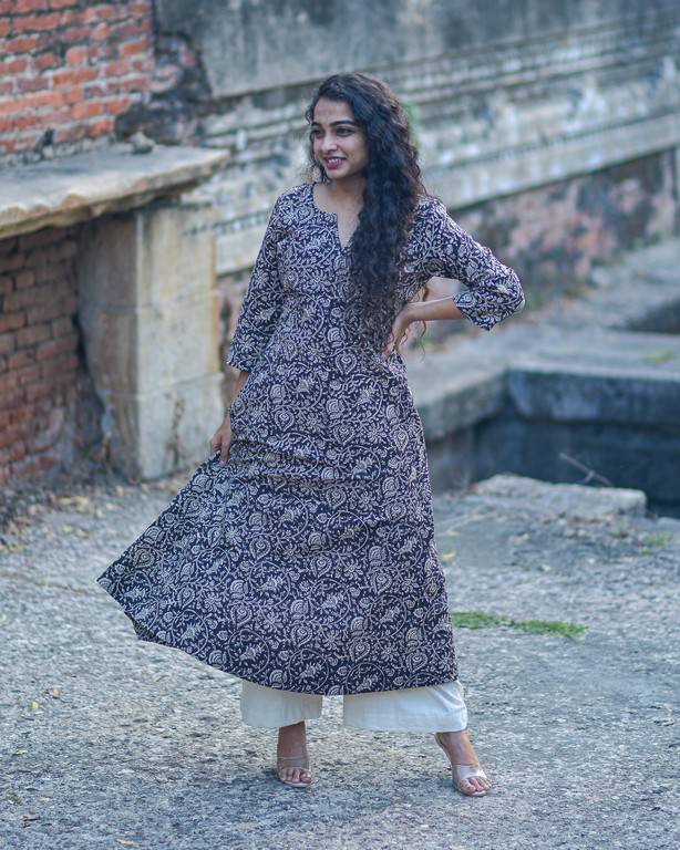Black Floral Kiara Dawn Kurta Dress