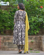 Noir Vine Angrakha Set