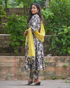 Noir Vine Angrakha Nursing Set