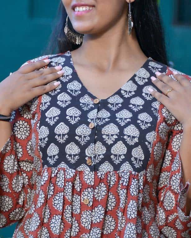 Rosy Noir Short Nursing Kurti