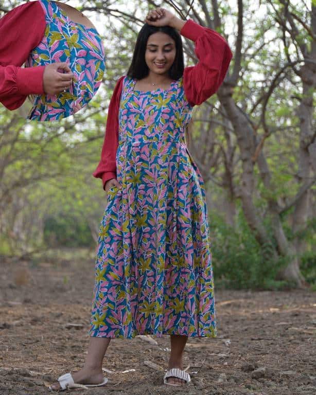 Tulip Vine Puffed Sleeve Nursing Dress