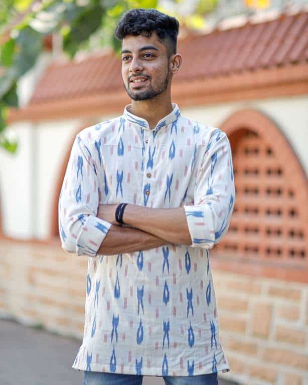 White Shift Ikat Kurta Main image