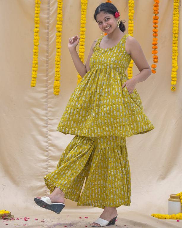 Yellow Fish Print Sharara Set Main image