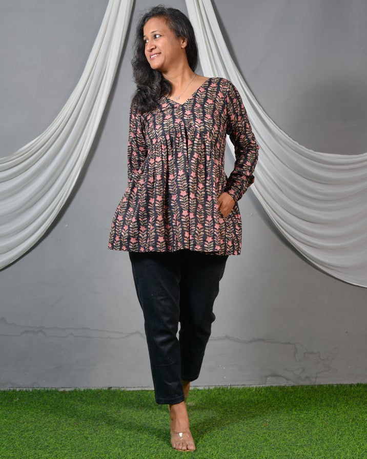 Black valley short kurti