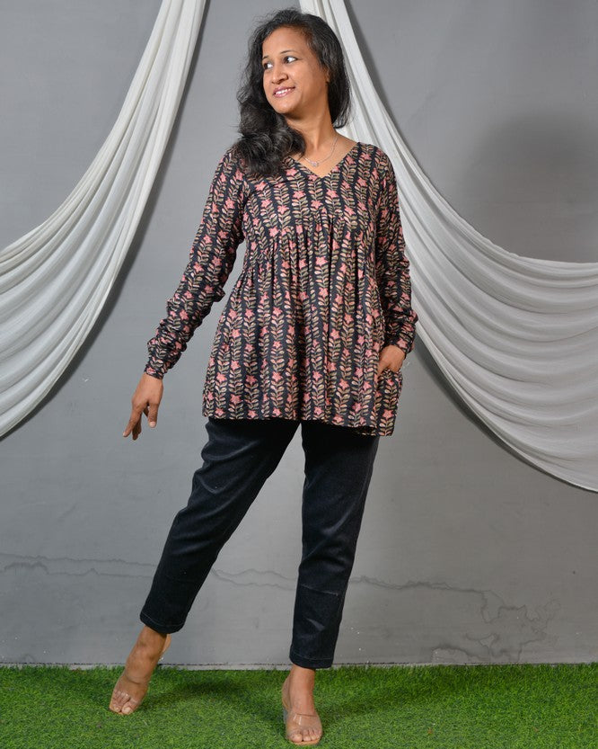 Black valley short kurti