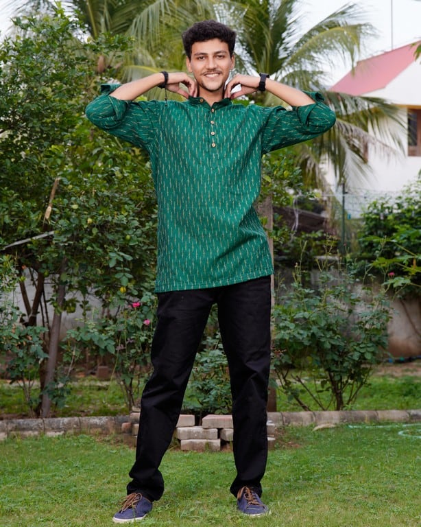 Pickle Green Glorious Kurta Main image