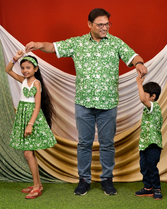 Emerald Green Cutwork Father Kid Twining