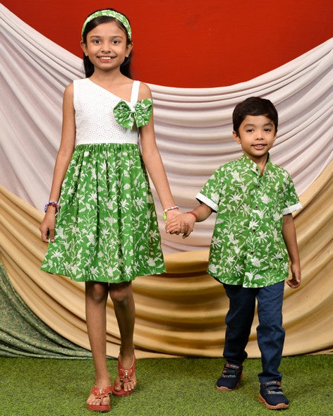 Emerald Green Cutwork Family Set