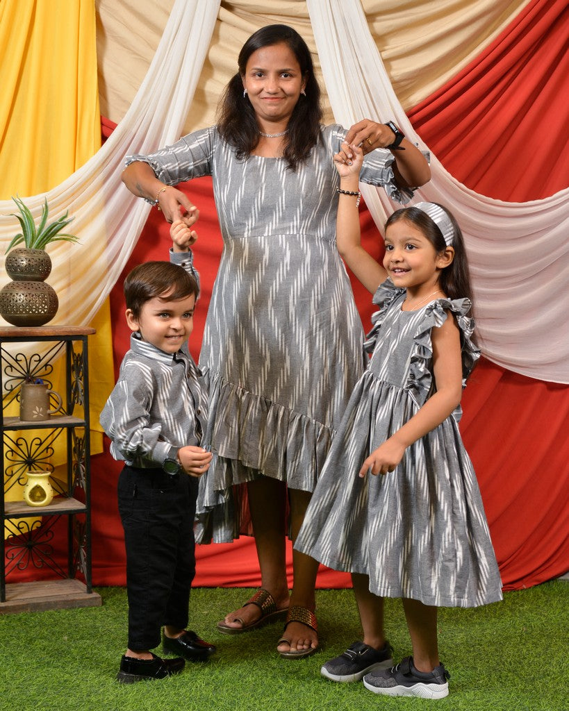 Greywood Senorita Ikat Family Set