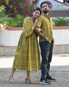 Yellow Fish Print Couple
