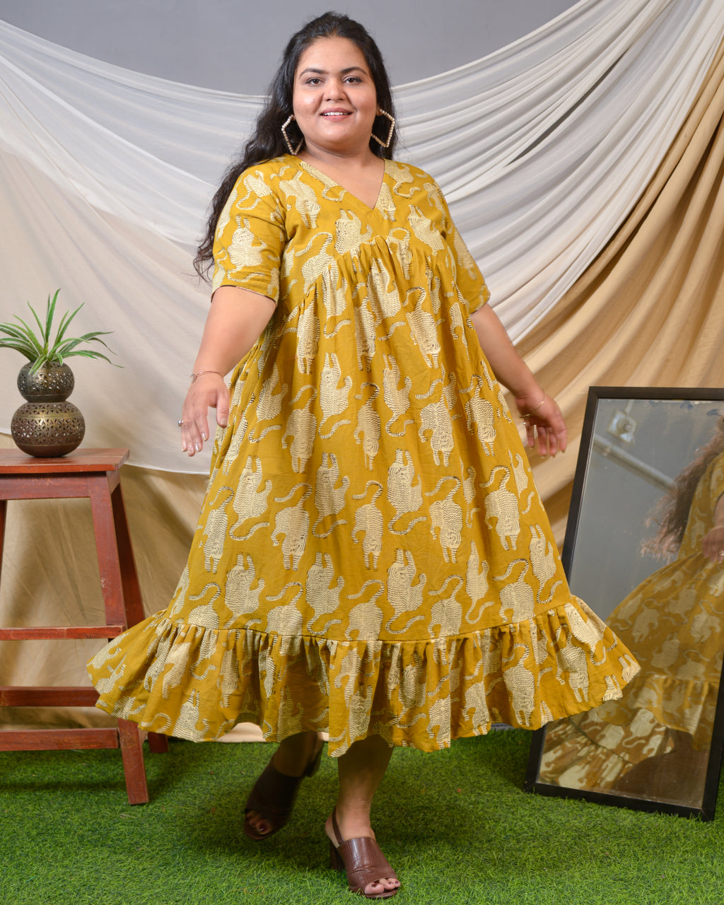 Mustard Kitty Lisa Plus Size Dress