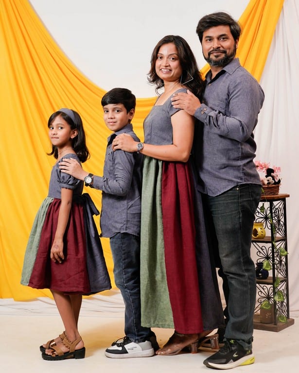 Electric Grey Family Set