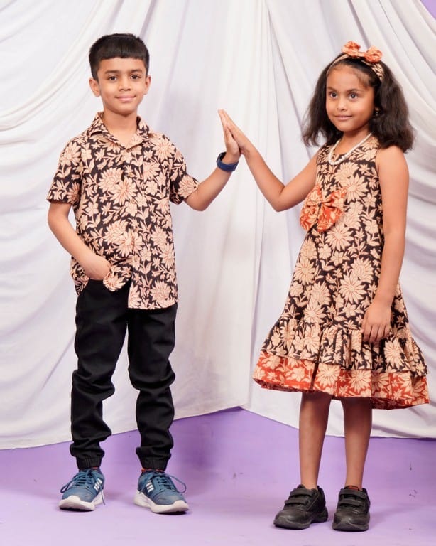 Queen Black Frill Mom Kid Twinning
