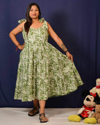 Pista Forest Tie Up Maternity Dress