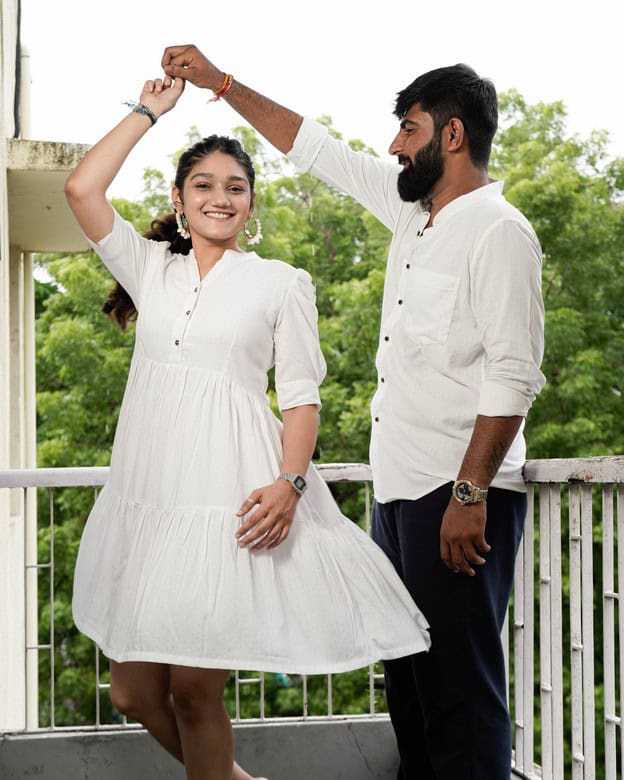 Starry White Short Couple