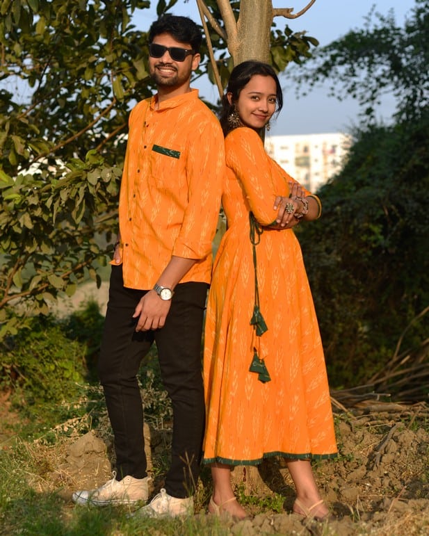 Canary Yellow Couple