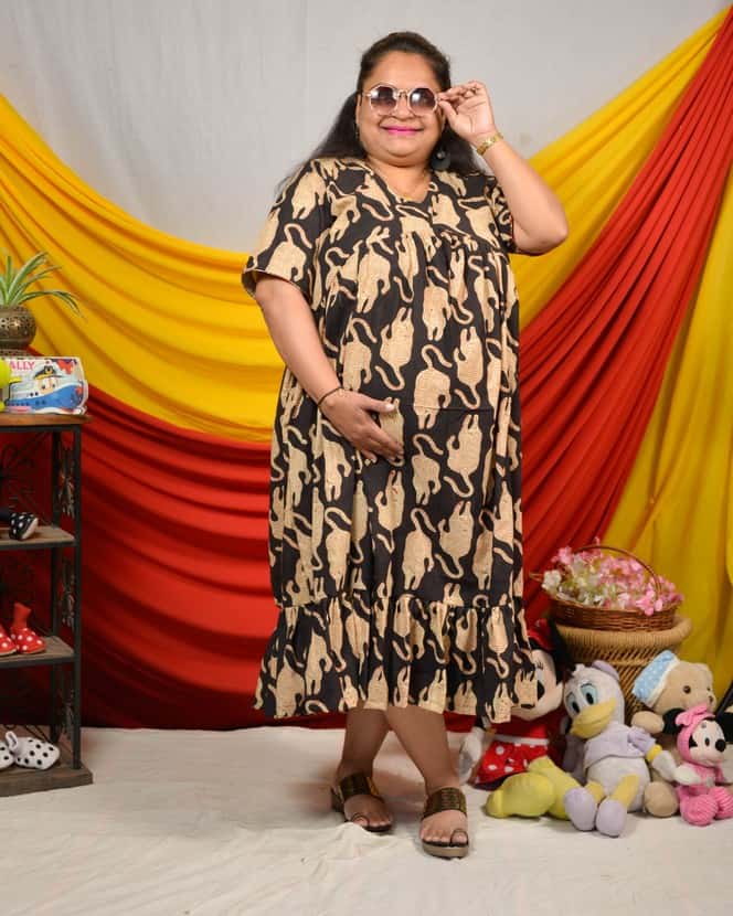 Black Lisa Midi Maternity Dress