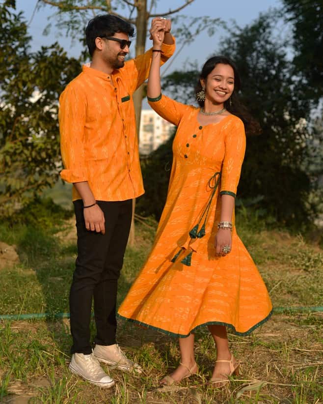 Canary Yellow Couple