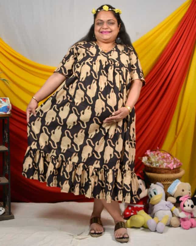 Black Lisa Midi Maternity Dress