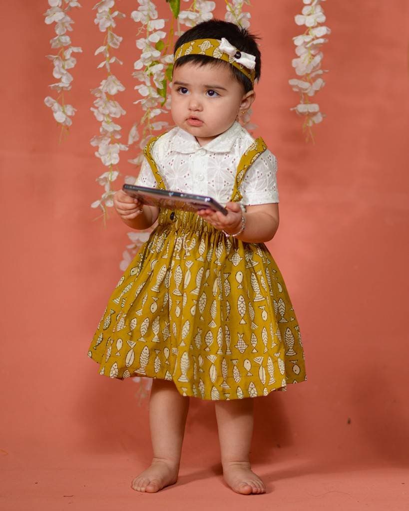 Yellow Fish Print Skirt with White Shirt Main image