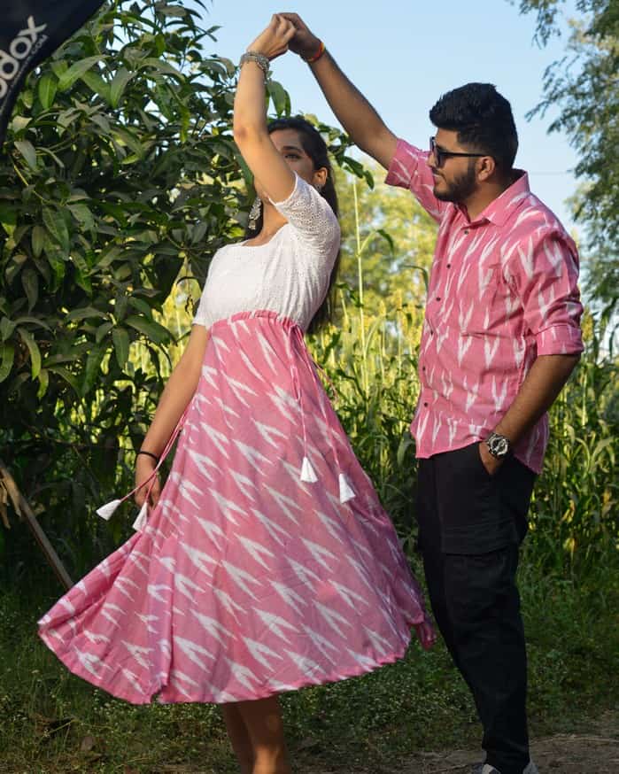Pink Presence Couple