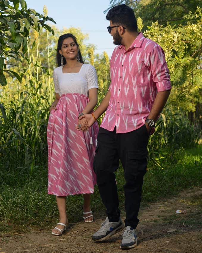 Pink Presence Couple