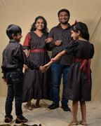 Black Diverting Threads Family Set