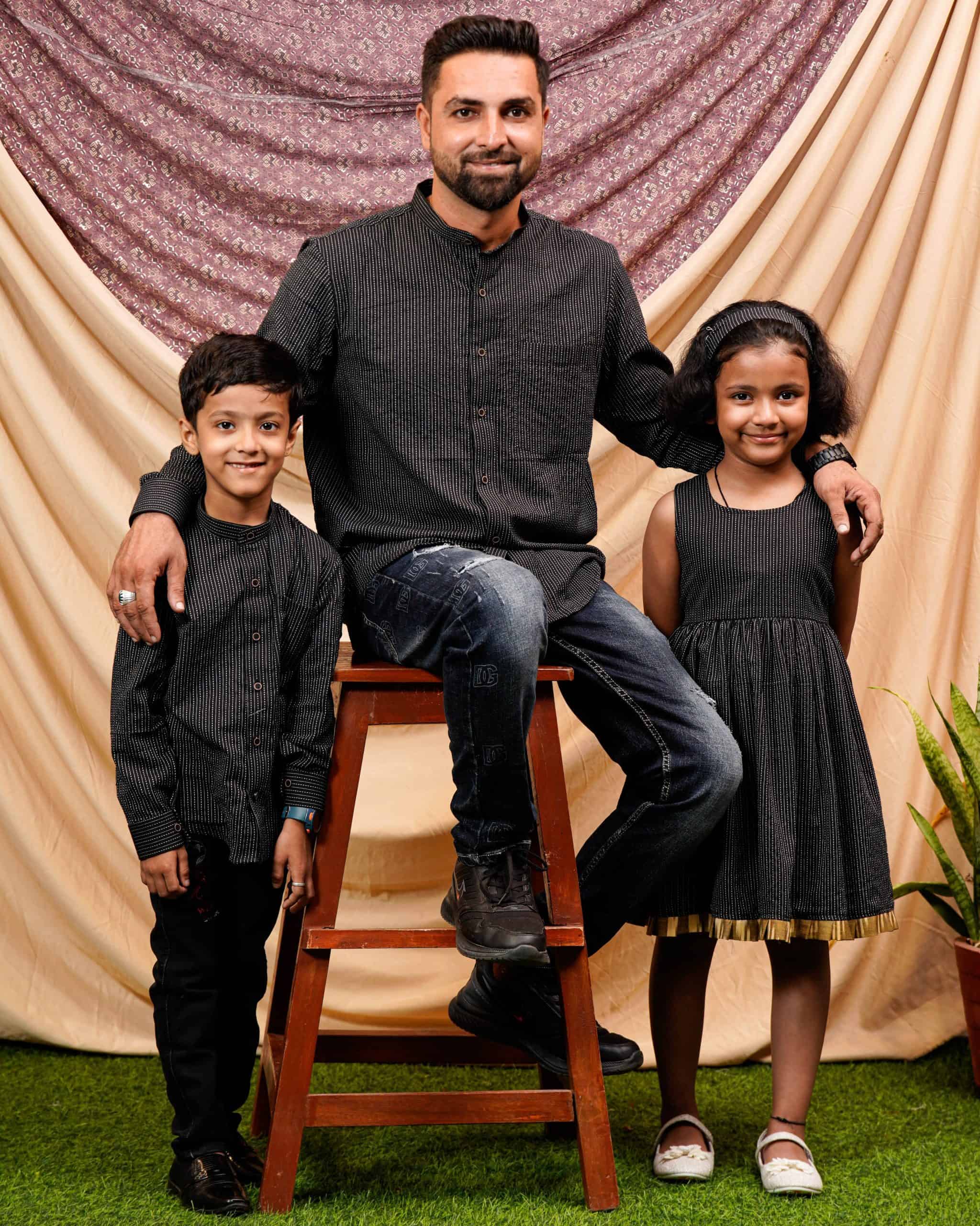 Black Kantha Father Kid Twining