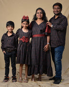 Black Diverting Threads Family Set