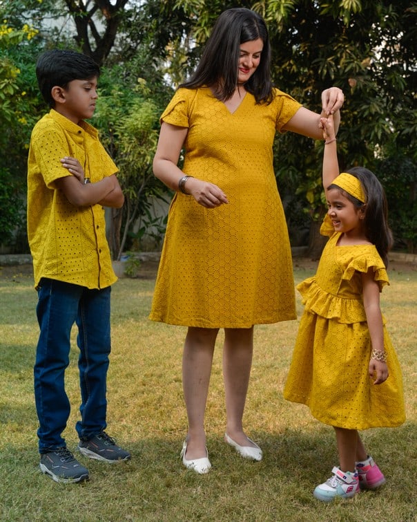 Sunbeam Yellow Short Family