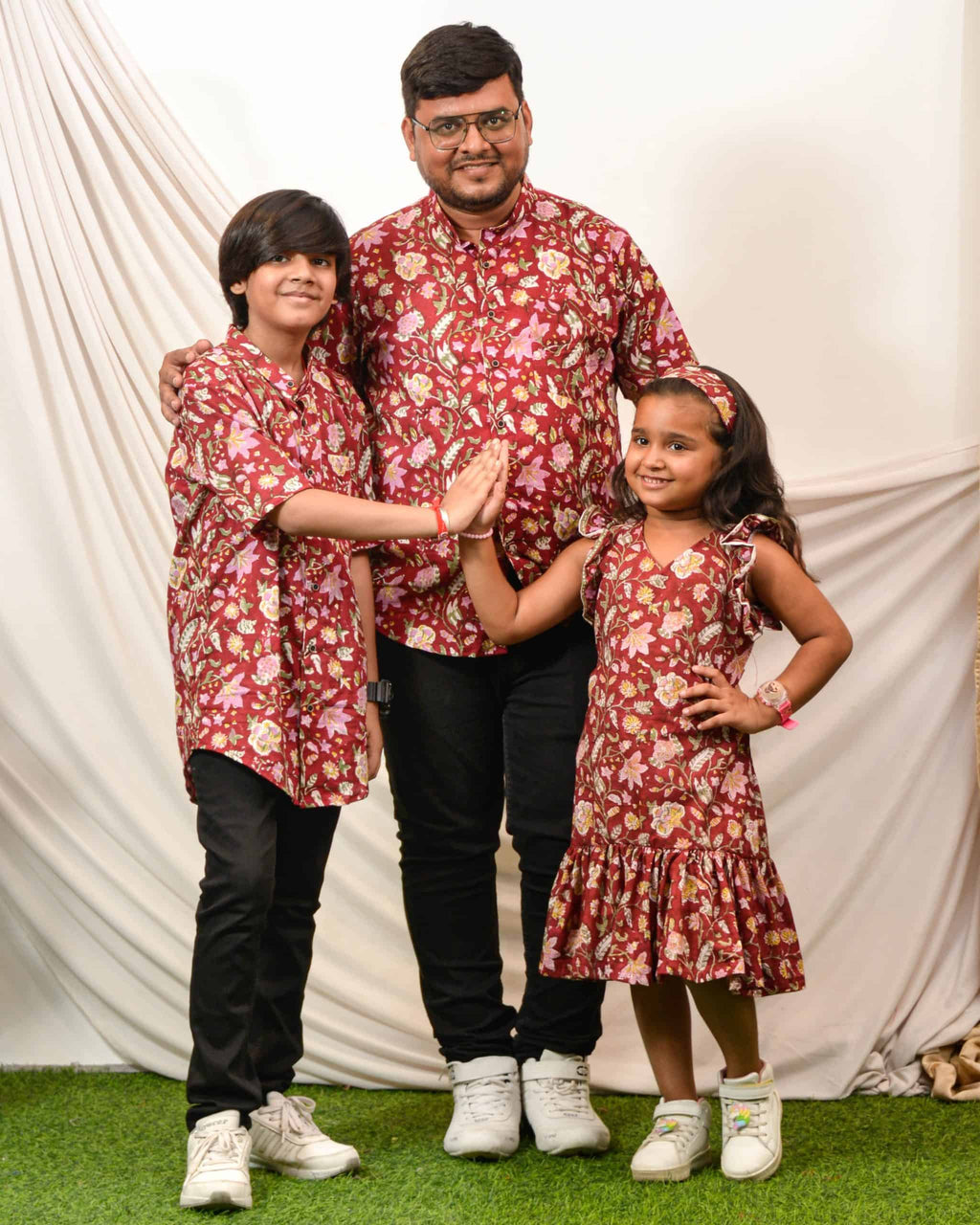 Maroon Lily Frill Father Kid Twining
