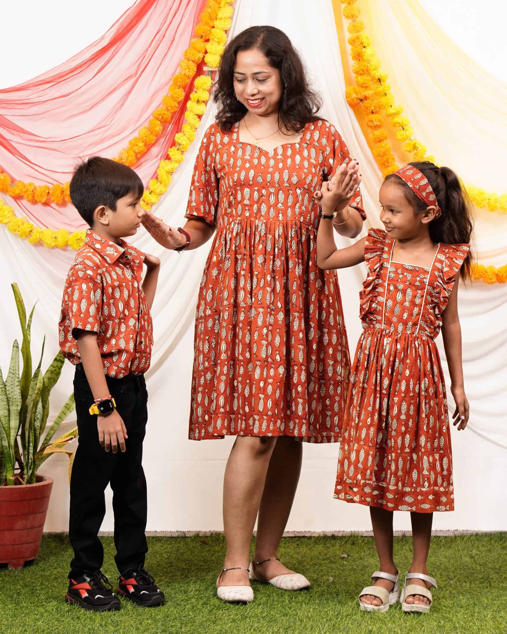 Fish Red Print Short Mom Kid Twinning