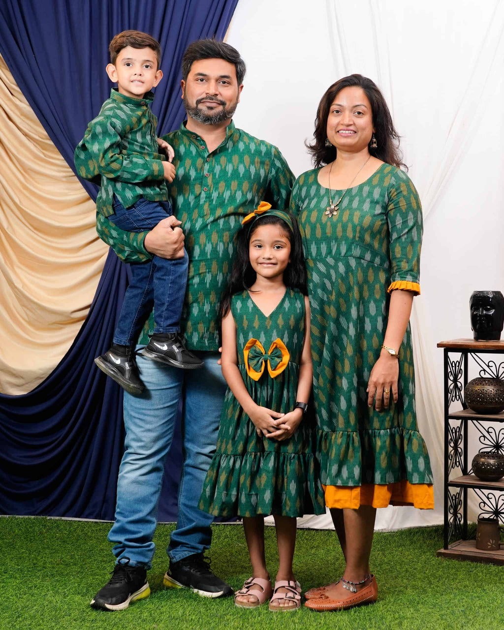 Pickle and Pine Frill Family Set