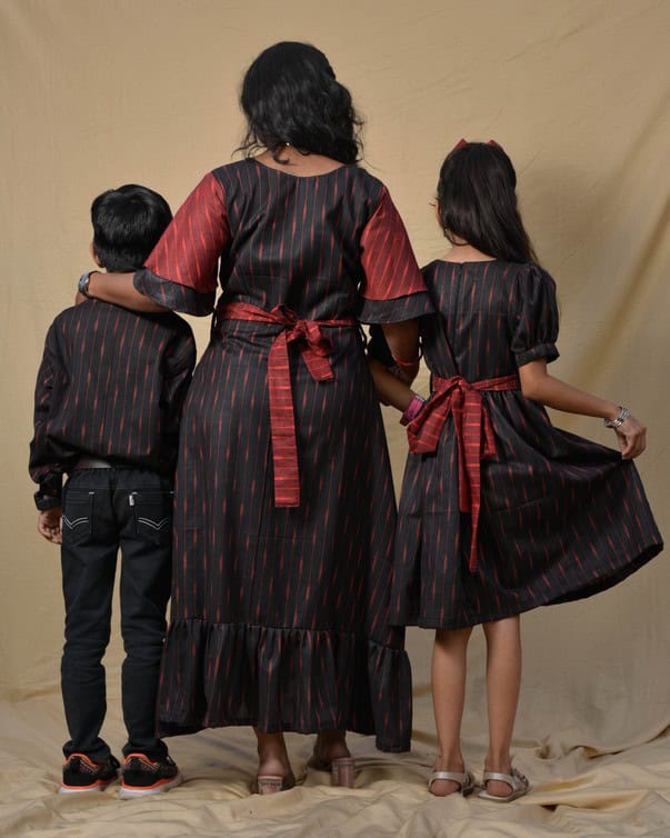 Black Diverting Threads Mom Kid Twinning